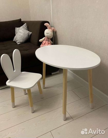 Детский стол и стул