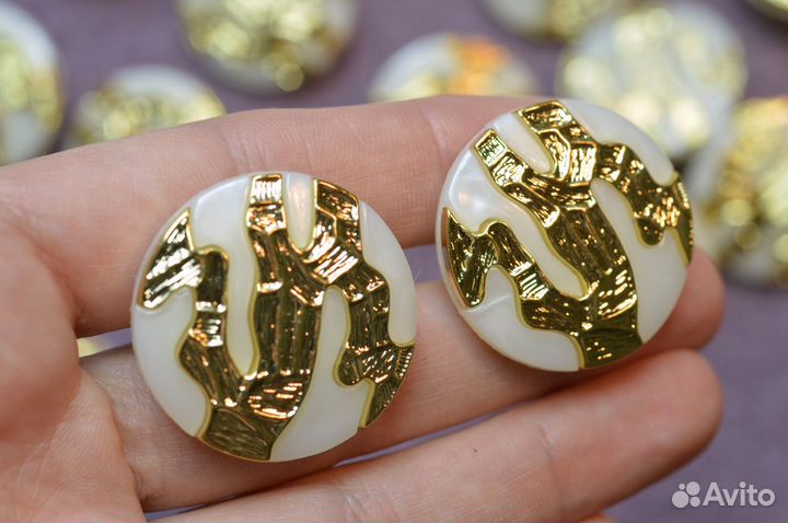 Пуговицы 30 мм