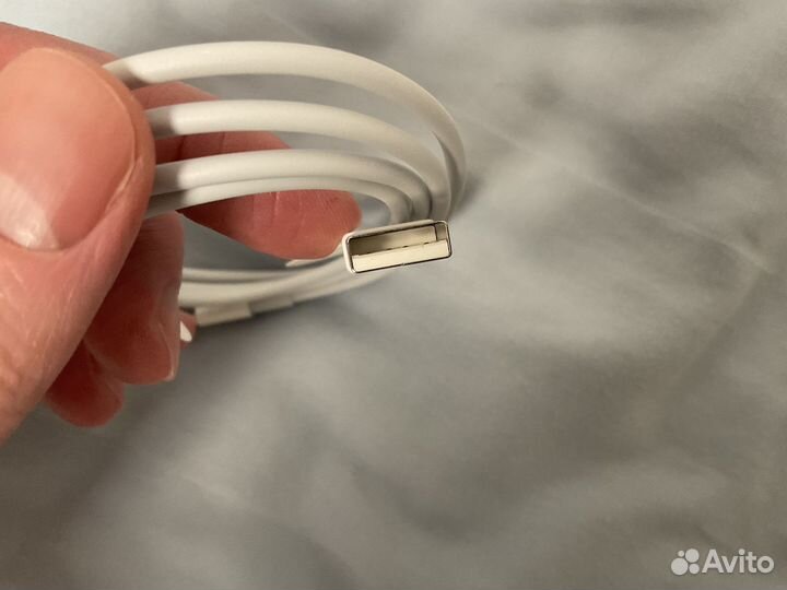 Новый Apple lightning кабель из комплекта оригинал