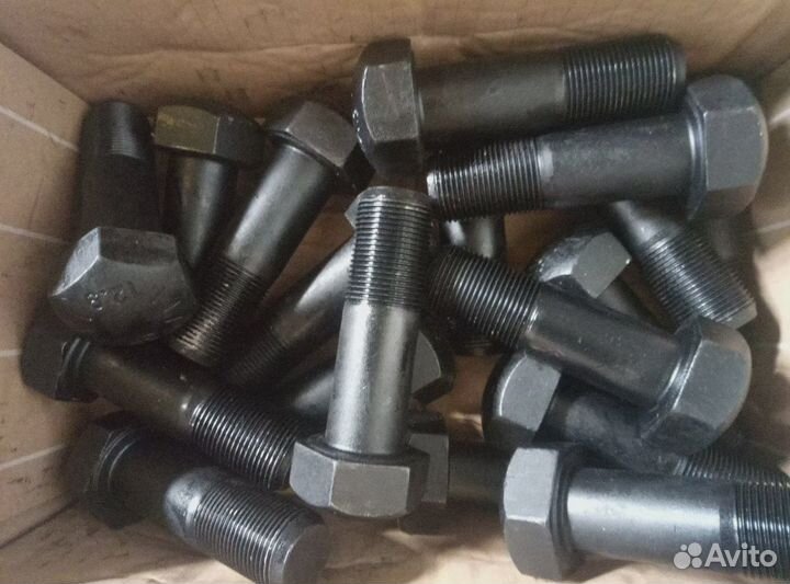 Болт круга CAT325