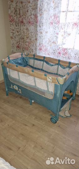 Детская кроватка манеж