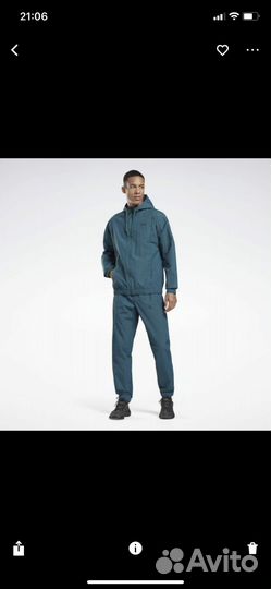 Спортивный костюм Reebok