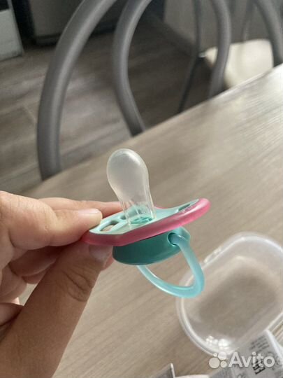 Пустышка avent ultra air 18 мес+