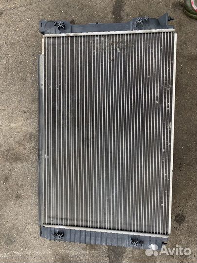 Радиатор охлаждения Audi A6 C6 4F5 4F2 4F0805594D