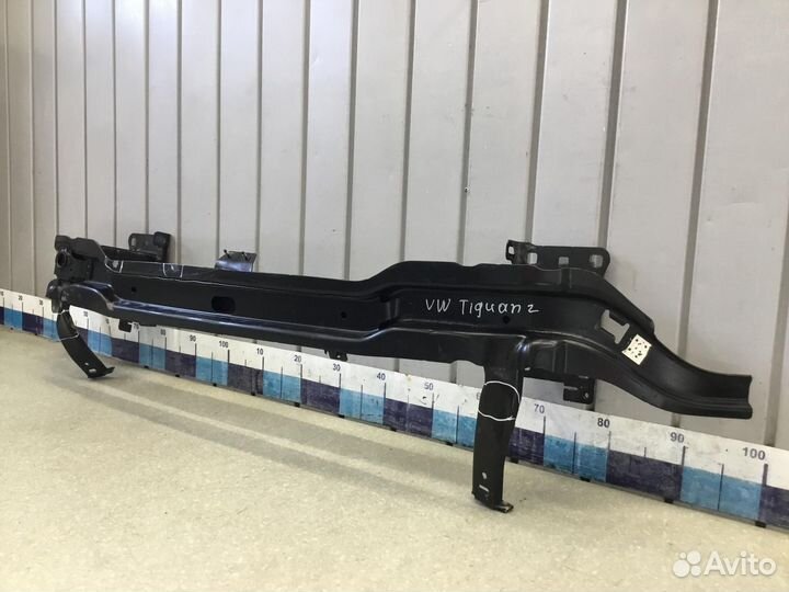 Усилитель переднего бампера VW Tiguan 2017
