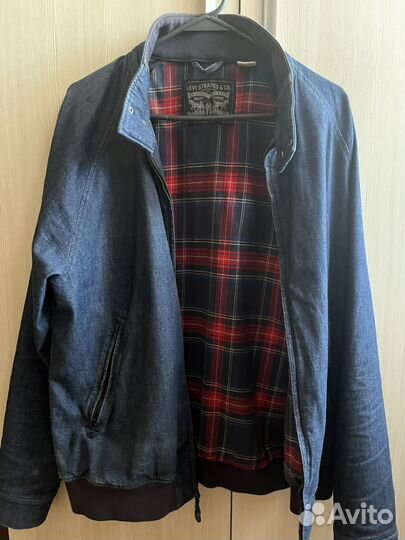 Джинсовый бомбер levis