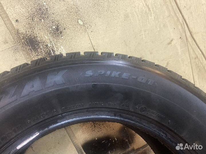 Bridgestone Blizzak Spike-01 265/60 R18