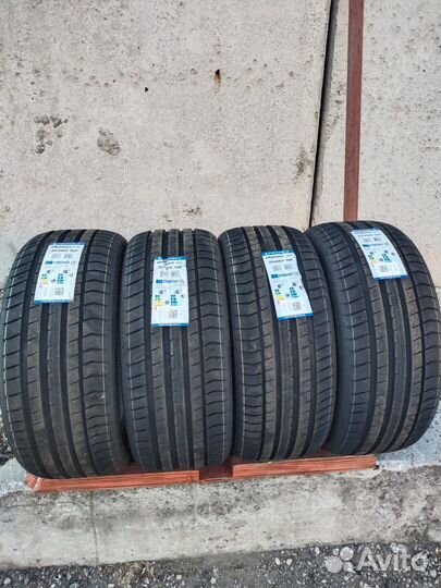 Triangle EffeXSport TH202 255/45 R19