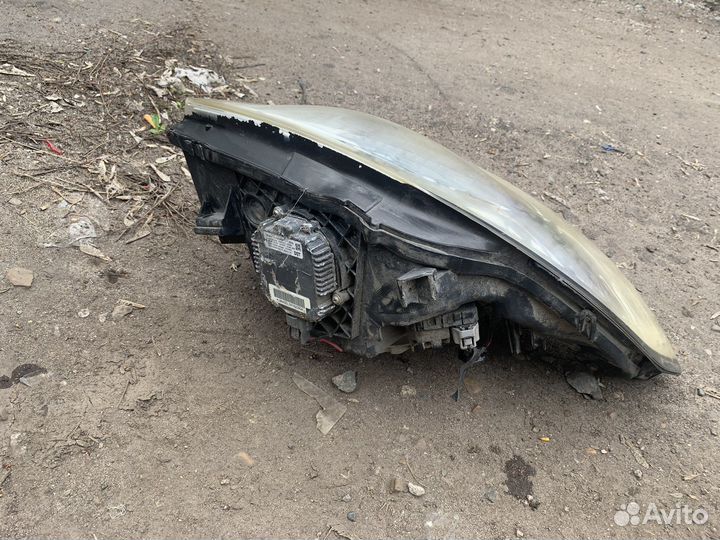 Nisssan elgrand E51 Фара левая