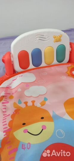 Развивающий коврик с пианино