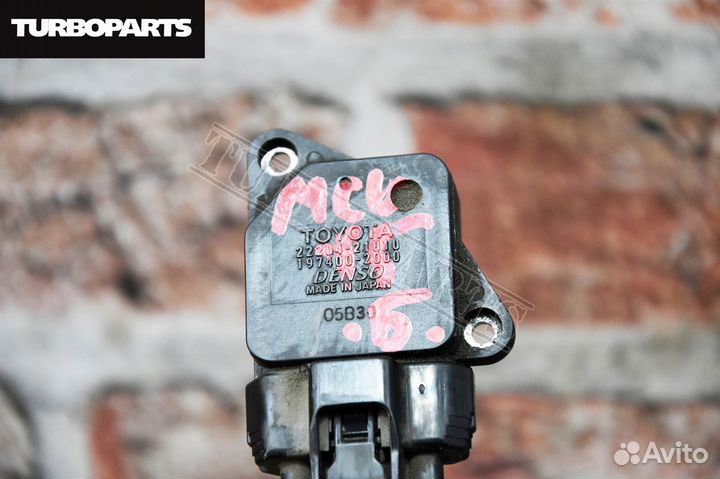 Датчик расхода воздуха Toyota Alphard MNH10 1mzfe