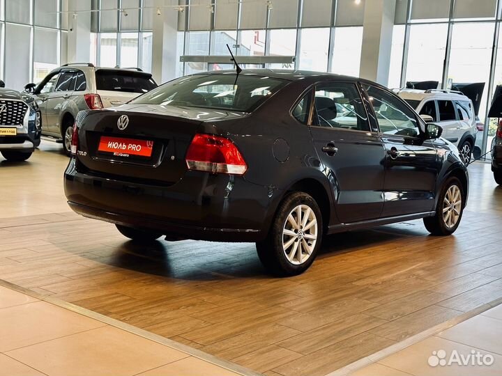 Volkswagen Polo 1.6 AT, 2015, 100 305 км