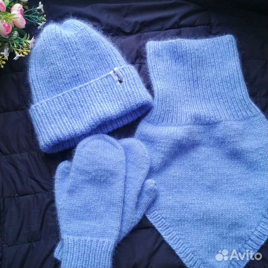 Шапка женская, вязаная из пуха норки