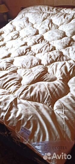 Одеяло пуховое евро
