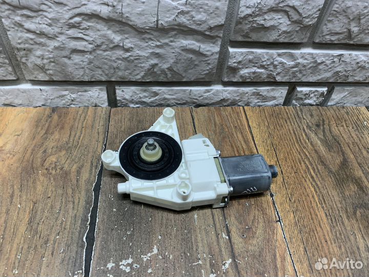 Mercedes Benz W166 GL Моторчик стеклоподъемника