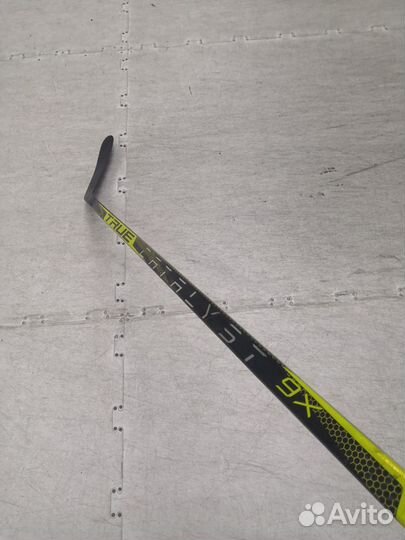 Хоккейная клюшка True Catalyst 9X R Tc2 95f 156 длина перо