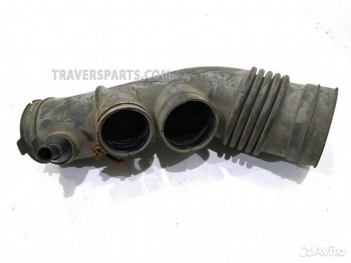 Патрубок воздушного фильтра