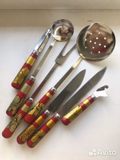 Вещи с хохломской росписью