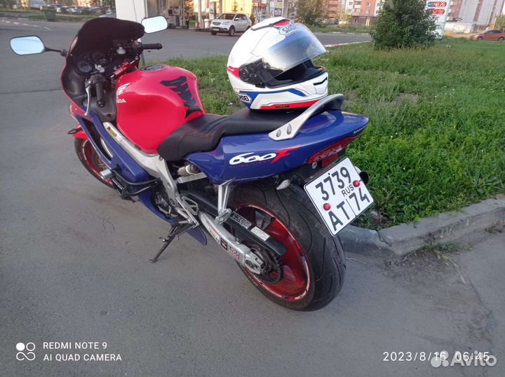 Honda CBR 600 F4