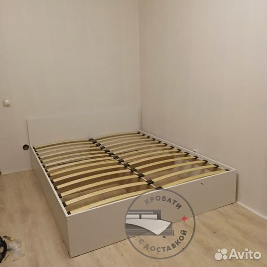 Кровать двухспальная