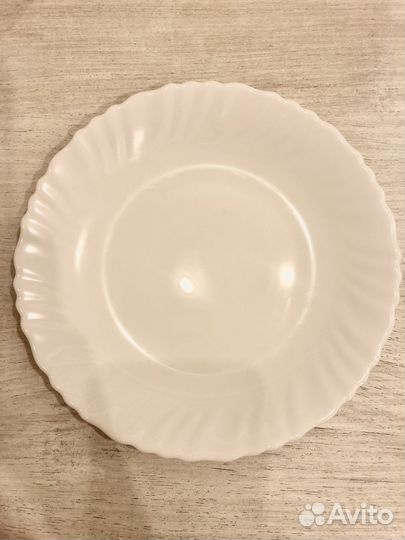 Тарелки десертные (8 шт)