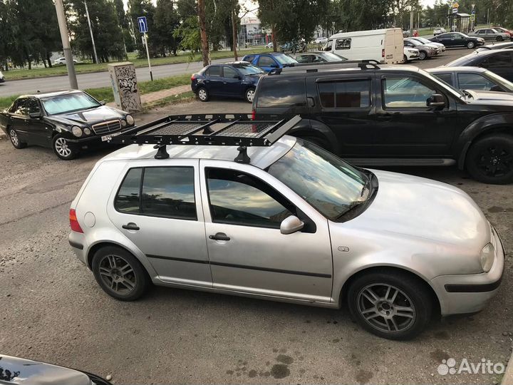 Грузовая платформа на крышу автомобиля