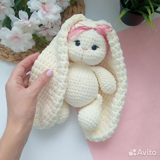 Плюшевый заяц вязаный зайка ручная работа