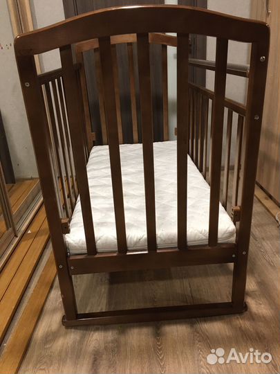 Кроватка детская