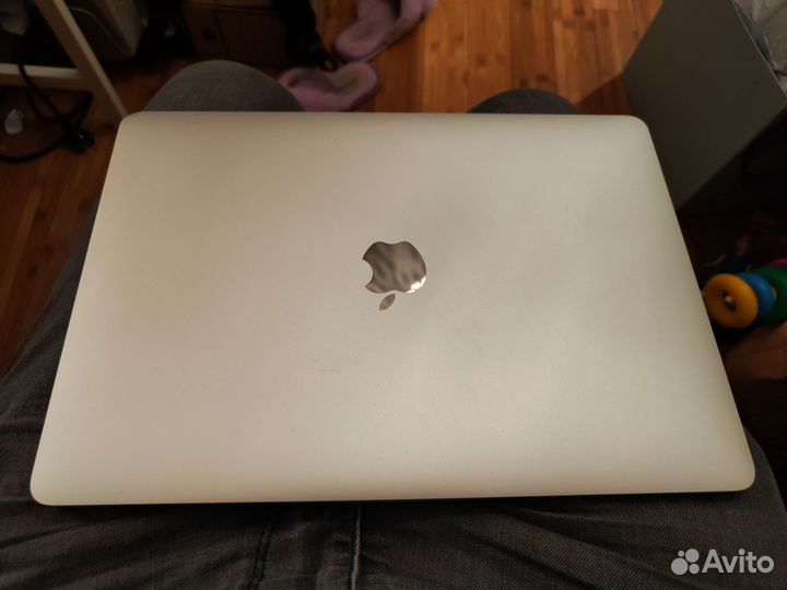 Macbook pro 13 2020, Intel I7 2.3GHz/16Gb/1Tb/RUS