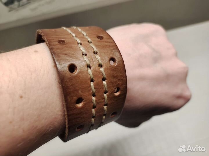 Браслет кожаный Fossil