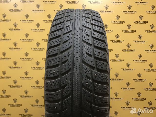 Kumho I'Zen KW22 215/65 R16 98T