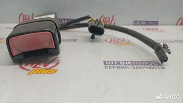 Ответная часть ремня безопасности Chevrolet Tahoe