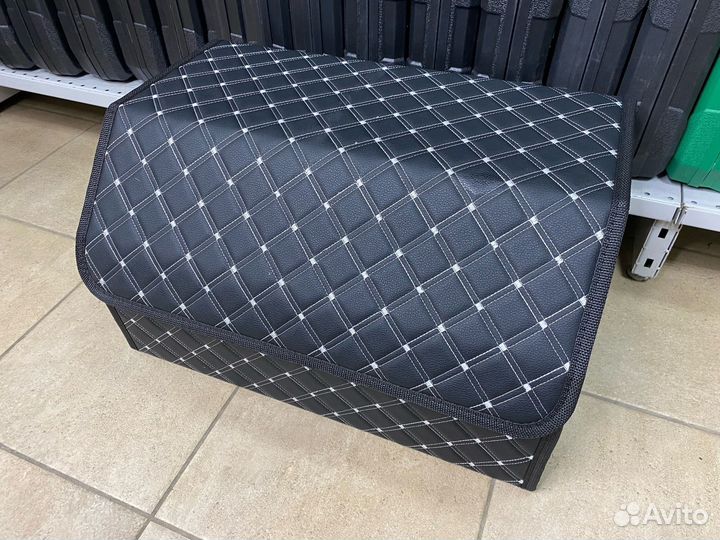 Саквояж в багажник 50см черный с белой строчкой