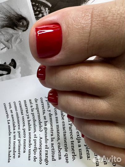 Маникюр, педикюр