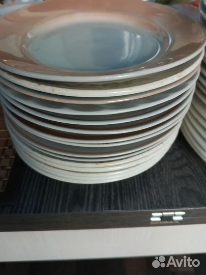 Блюда сервировочные, салатники, тарелки столовые