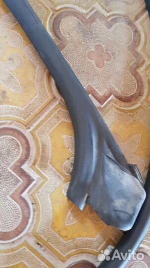 Уплотнитель двери передний правый Audi A5