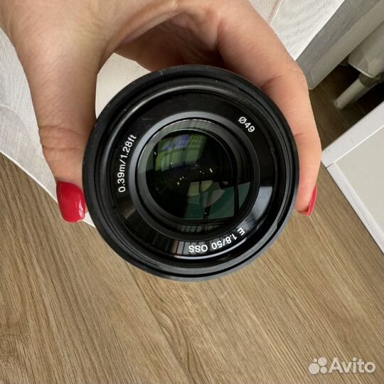 Объектив Sony E 50mm f/1.8 OSS SEL50F18 черный