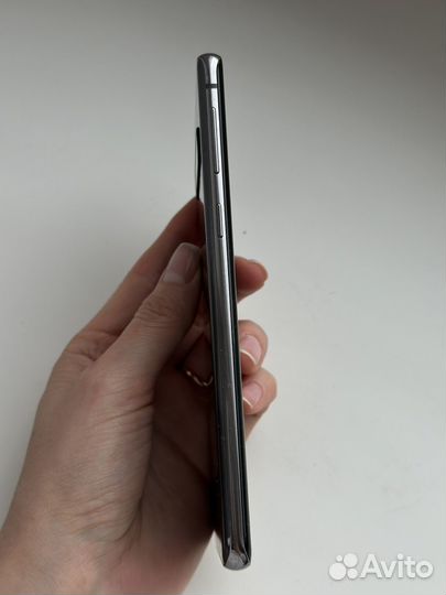 Samsung Galaxy S10, 8/128 ГБ