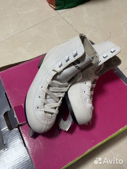 Коньки фигурные 31-32
