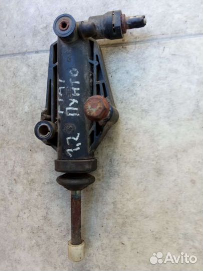 Цилиндр сцепления рабочий Fiat Punto 2 46547126