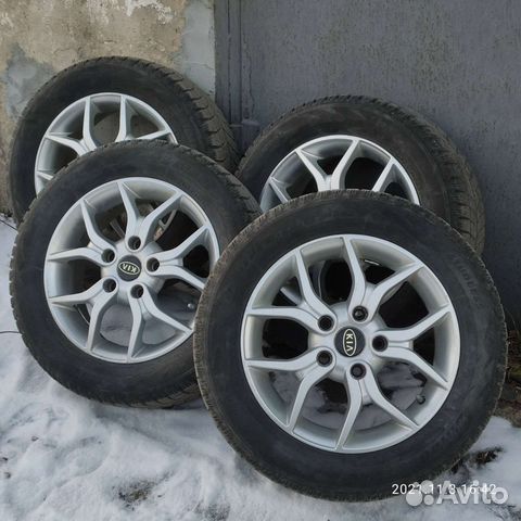 Bridgestone Blizzak WS-60 195/60 R15