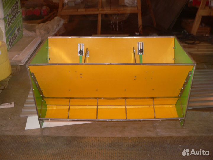 Кормушки для животных