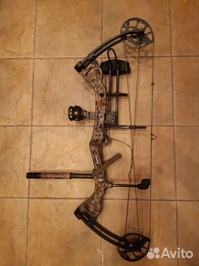 Блочный лук Bear Archery Crux