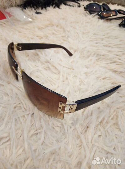 Женские солнцезащитные очки