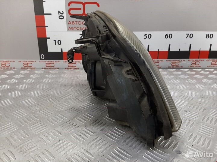 Фара передняя для Opel Signum 93171428