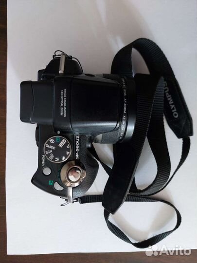 Зеркальный фотоаппарат Olympus sp-560uz