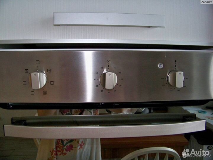 Духовой шкаф Hotpoint-Ariston 59л в отличном сост