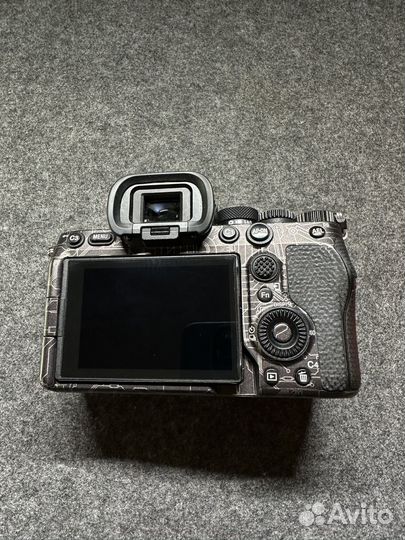 Sony alpha ilce 7m4