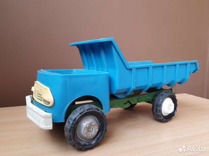 Грузовик сокол СССР