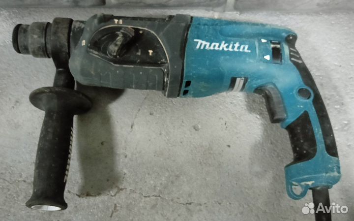 Перфоратор Makita HR2470